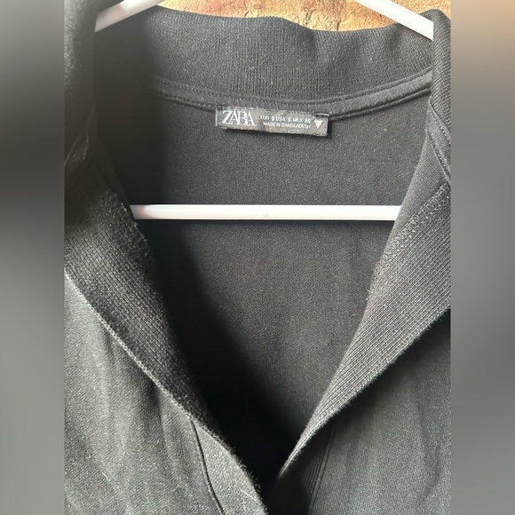 Zara Black Button Down Shirt - Picture 3 of 4